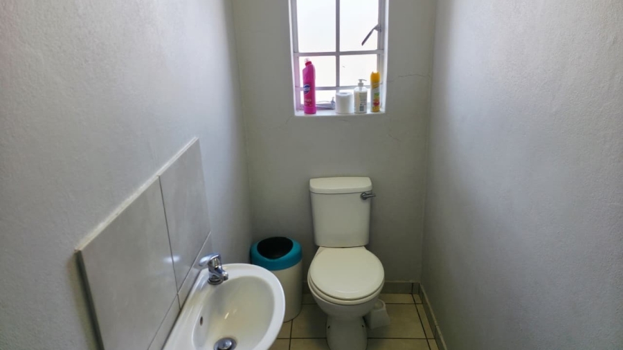 3 Bedroom Property for Sale in Waterkloof East North West